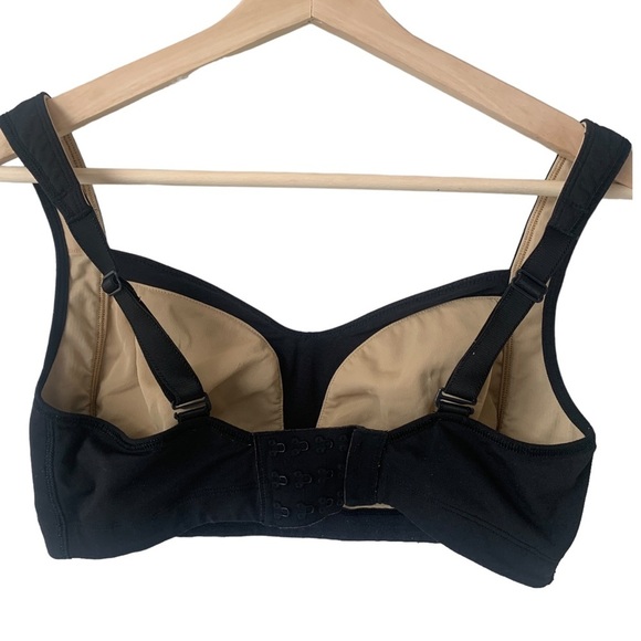 LULULEMON Ta Ta Tamer Black Running Sports Bra Women's Size 4 - Picture 5 of 7